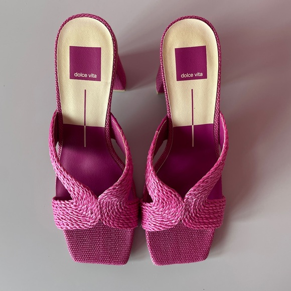 Dolce Vita Penny Orchid Raffia Heeled Sandals - Picture 2 of 7